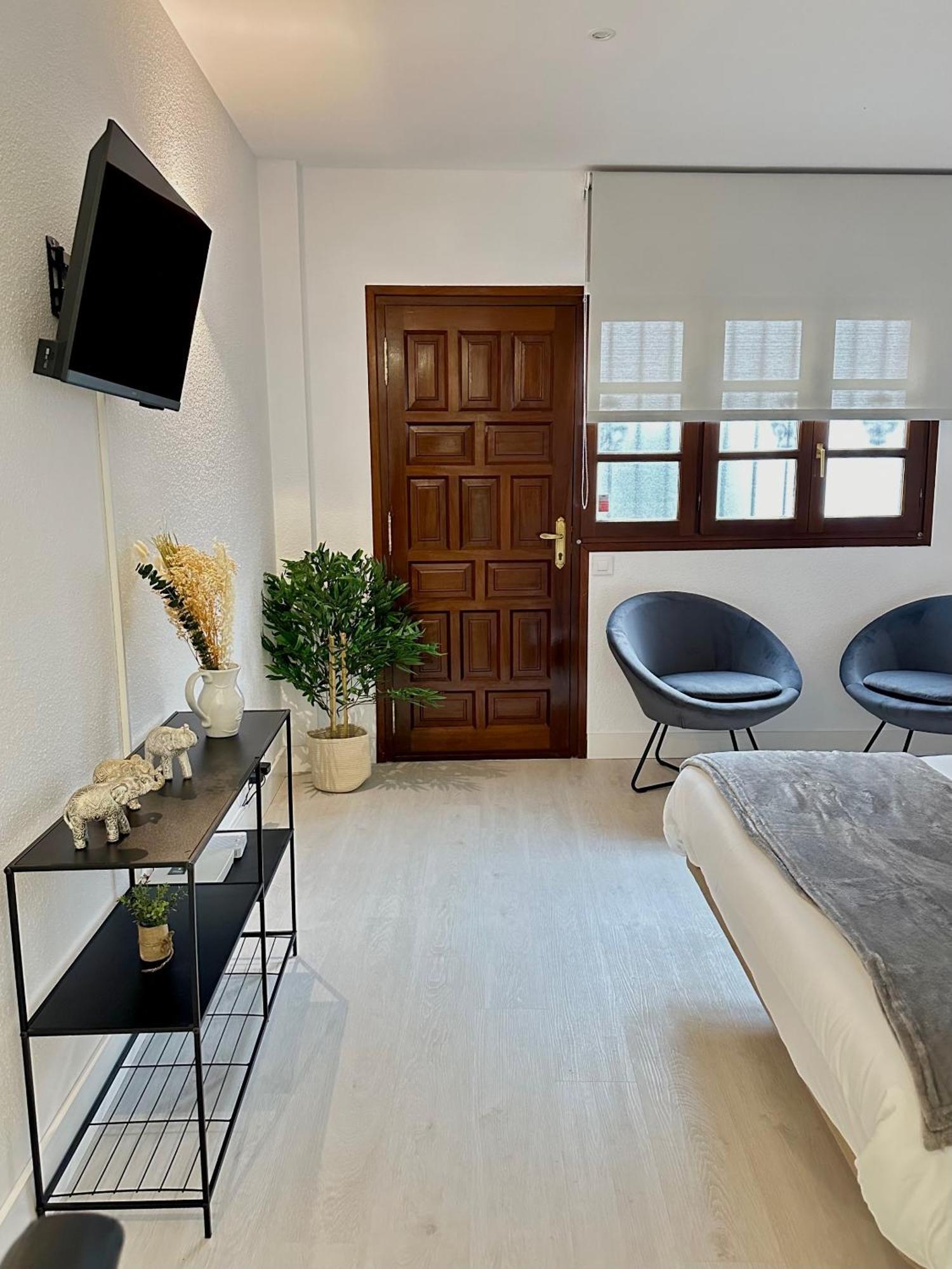 Apartamentos Val De โกมิญาส ภายนอก รูปภาพ
