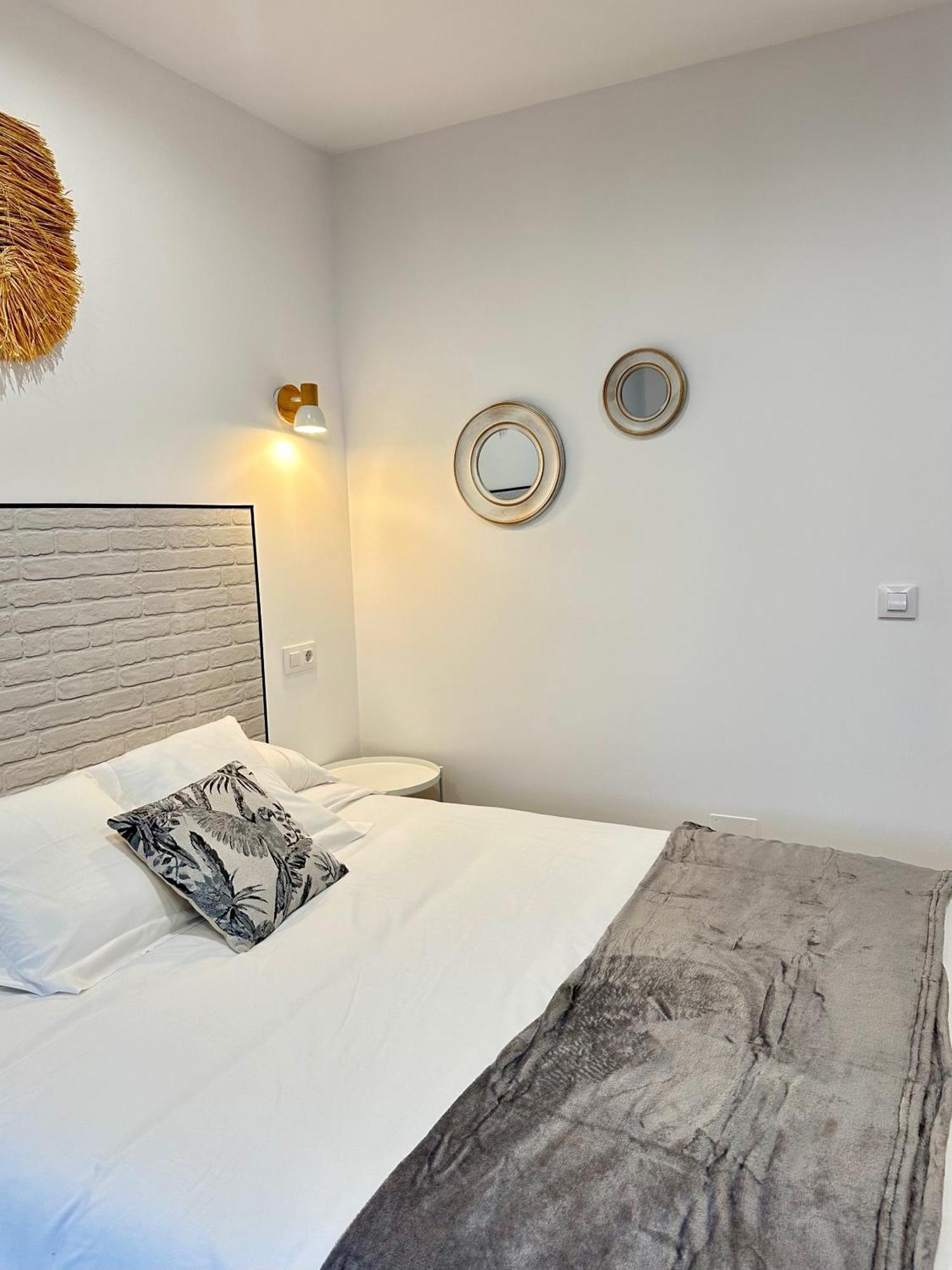 Apartamentos Val De โกมิญาส ภายนอก รูปภาพ
